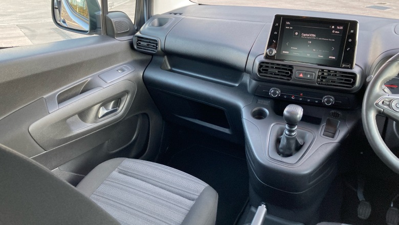 Vauxhall Combo Life 1.5 Turbo D SE 5dr Diesel Estate